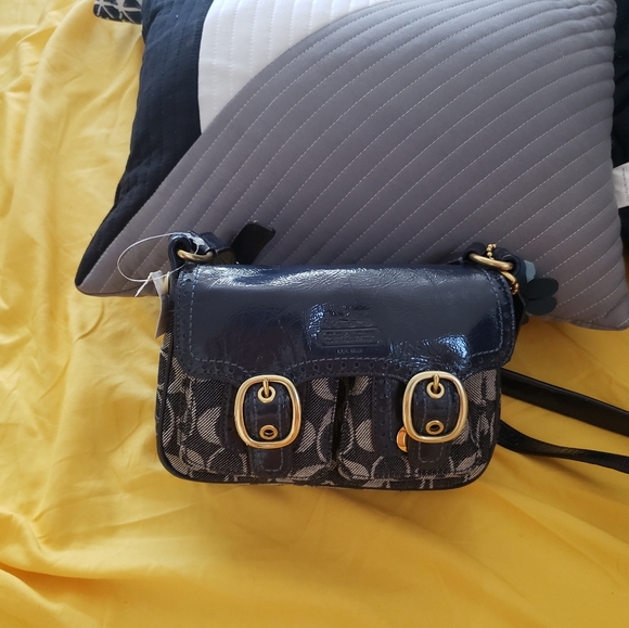 Coach Purses - Picture 3 of 6